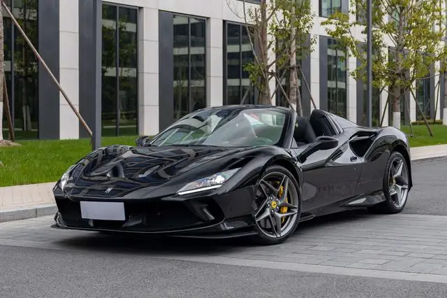 Ferrari F8  из Китая