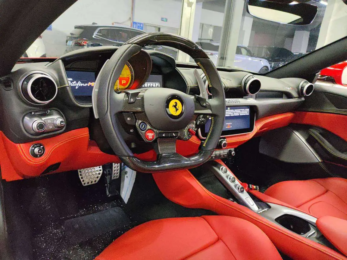 Ferrari Portofino  из Китая