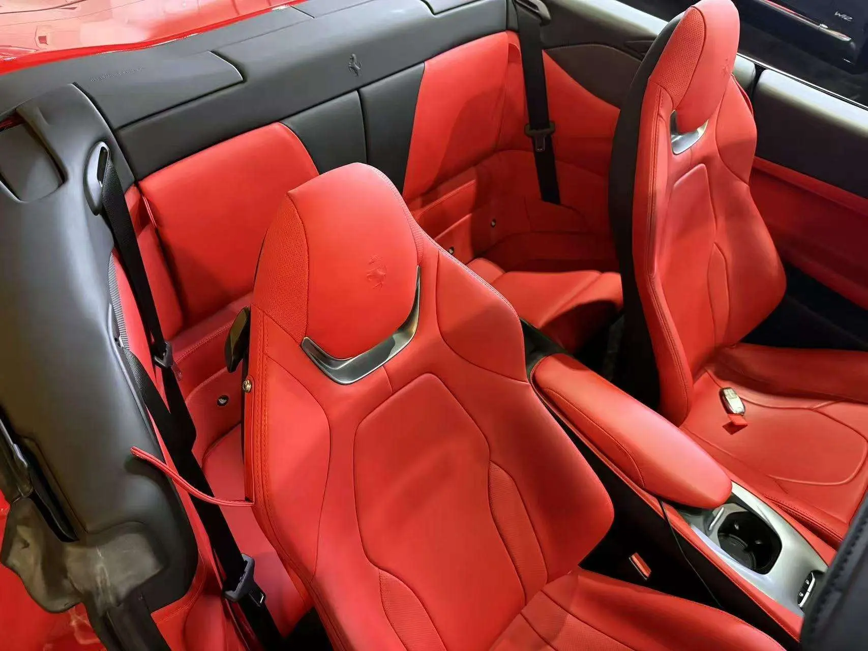 Ferrari Portofino  из Китая