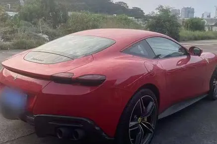 Ferrari Roma  из Китая