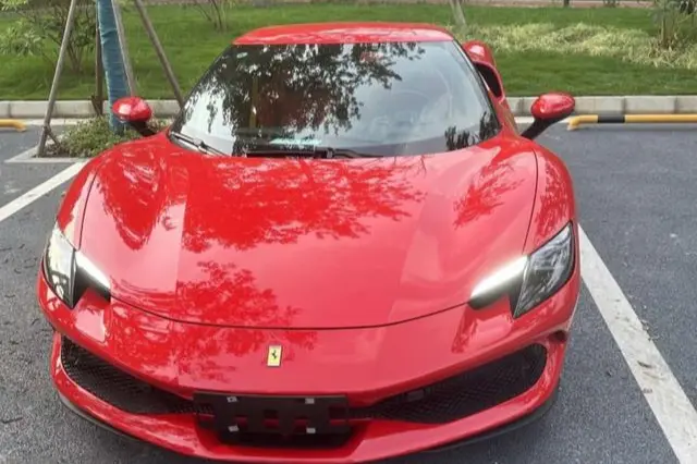 Ferrari 296  из Китая