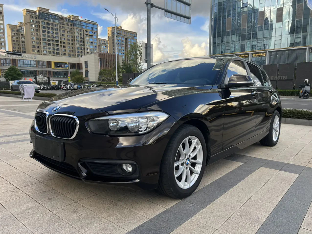 BMW 1 Series  из Китая