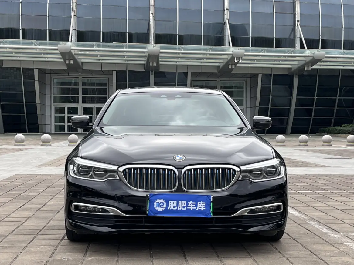 BMW 5 Series PHEV  из Китая