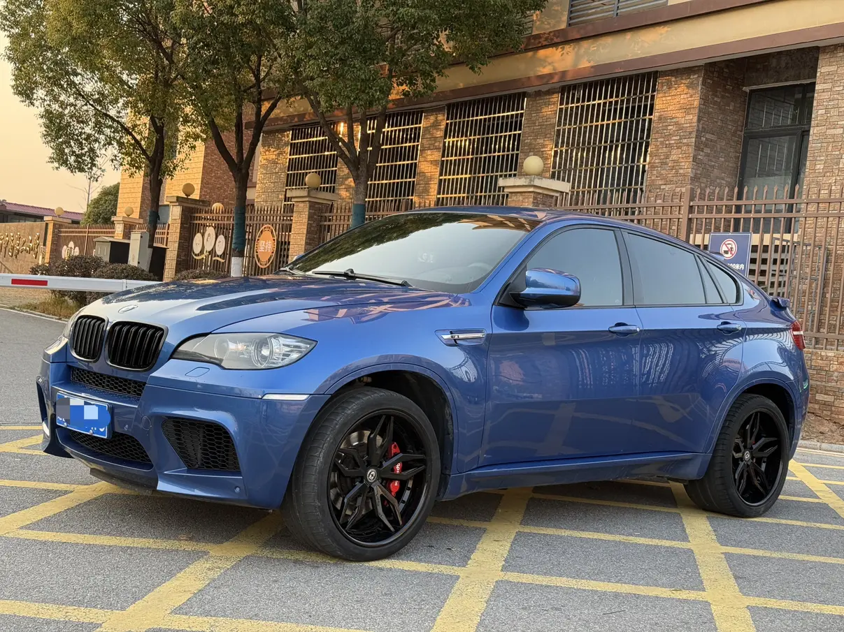 BMW X6  из Китая