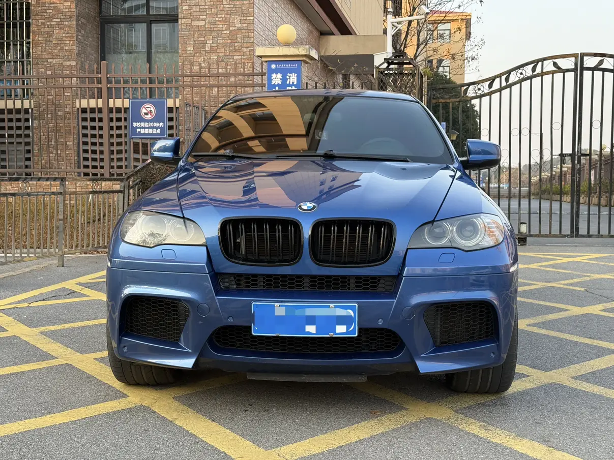 BMW X6  из Китая