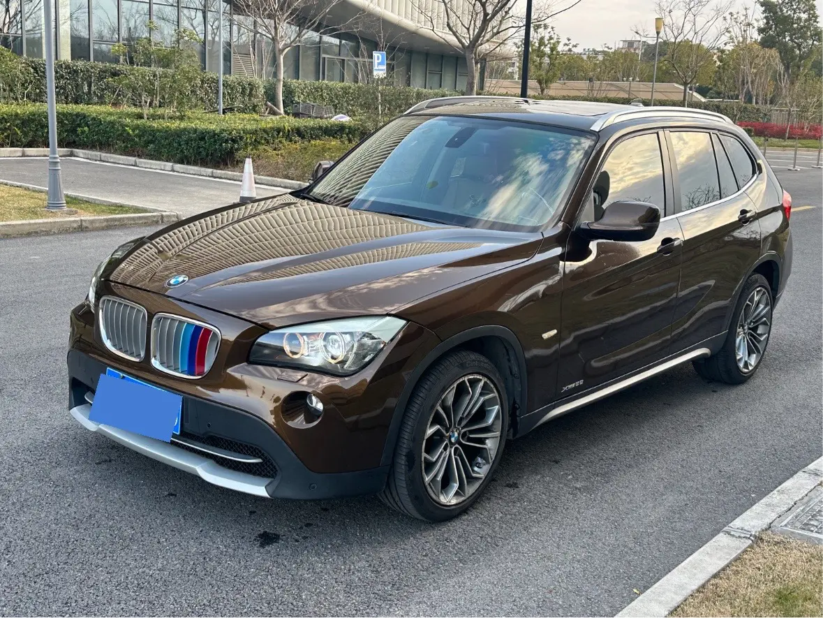 BMW X1  из Китая