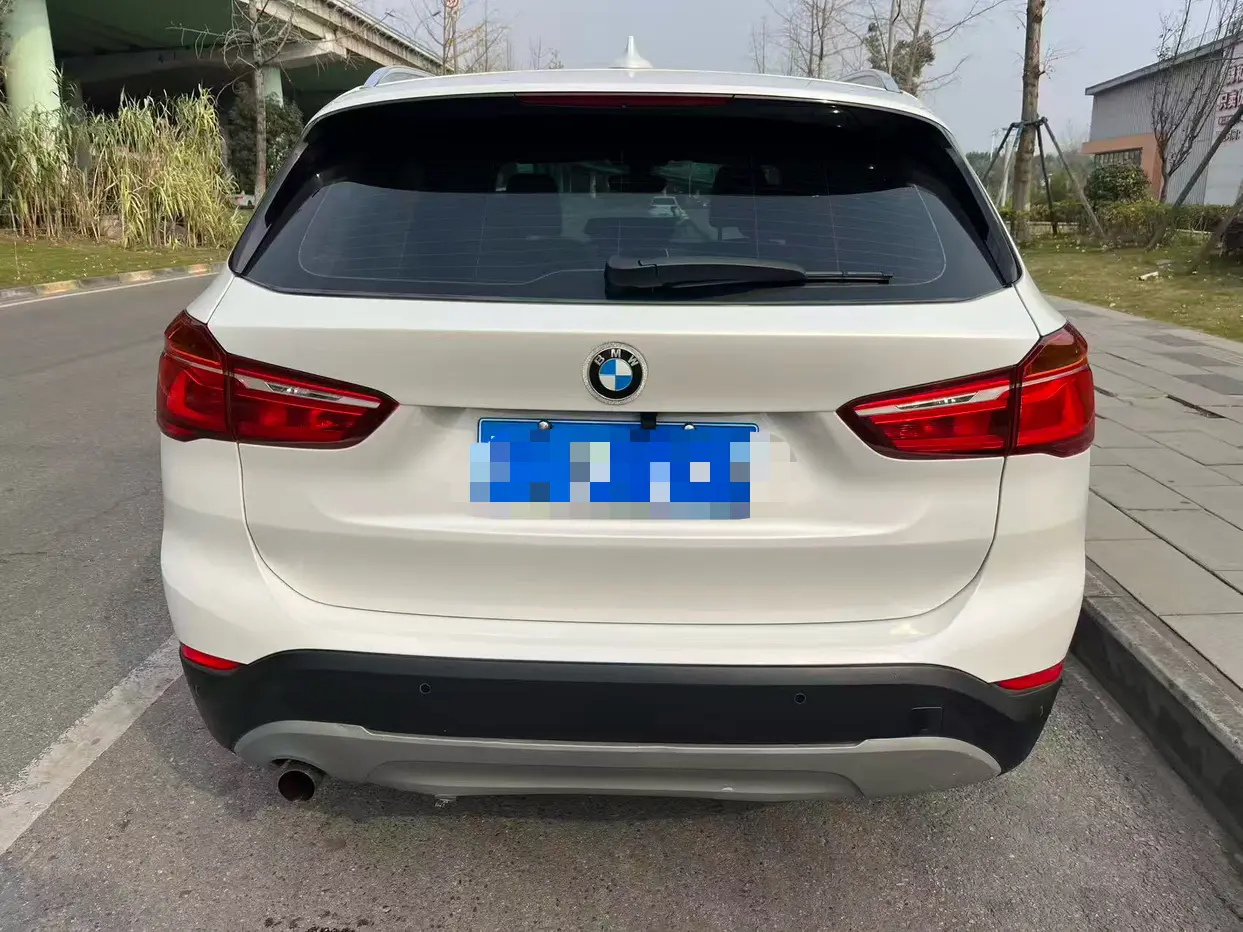 BMW X1  из Китая