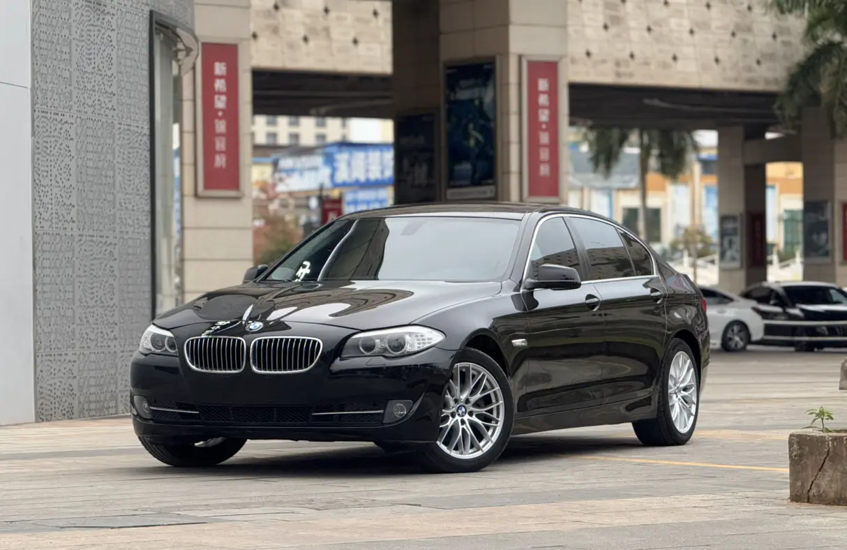 BMW 5 Series  из Китая