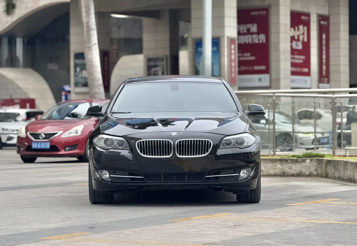 BMW 5 Series  из Китая