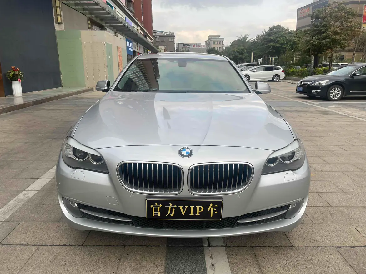 BMW 5 Series  из Китая