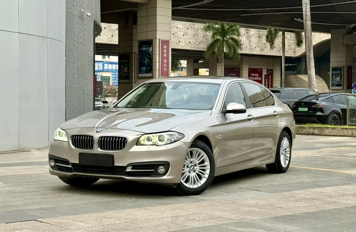 BMW 5 Series  из Китая