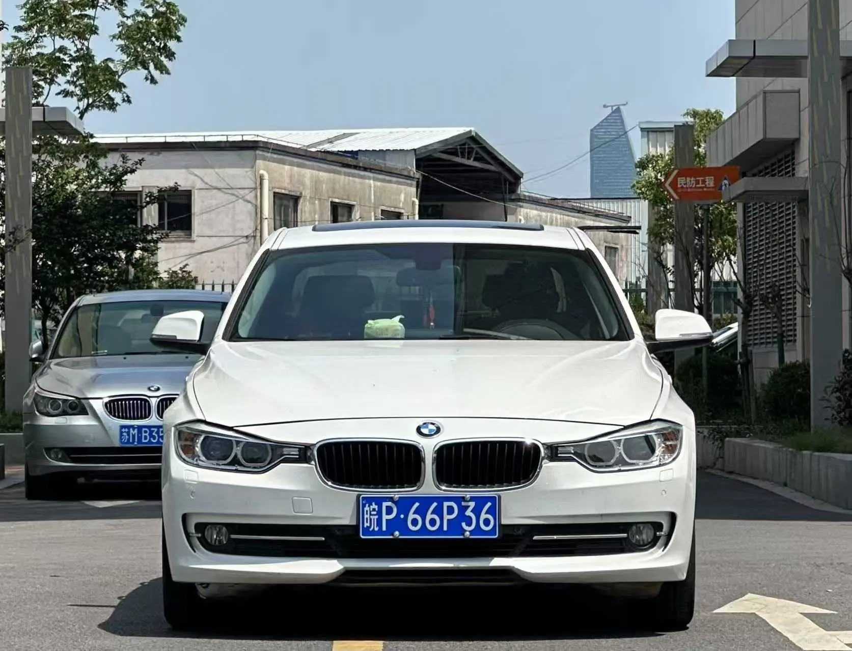 BMW 3 Series  из Китая