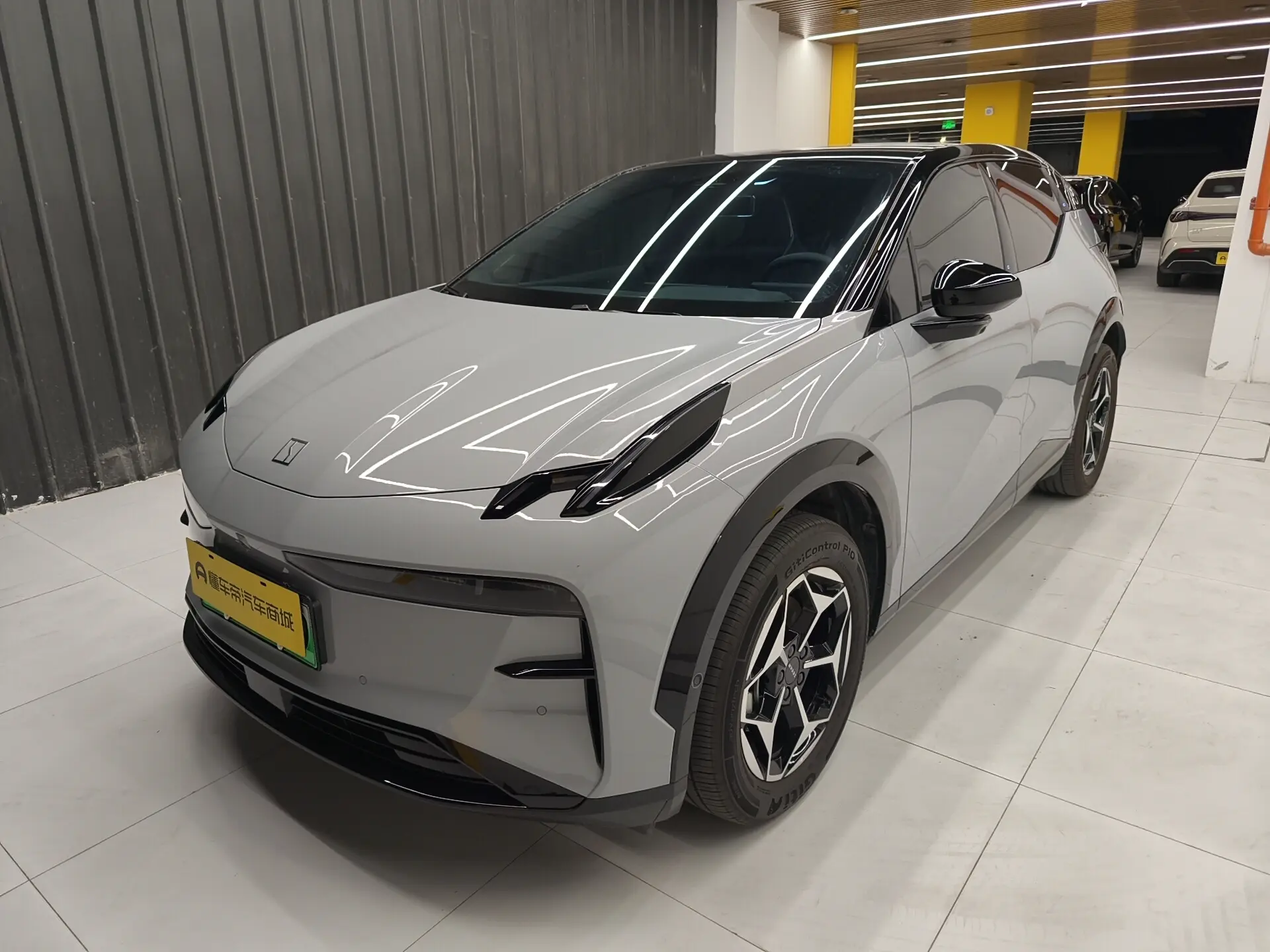 ZEEKR X  из Китая