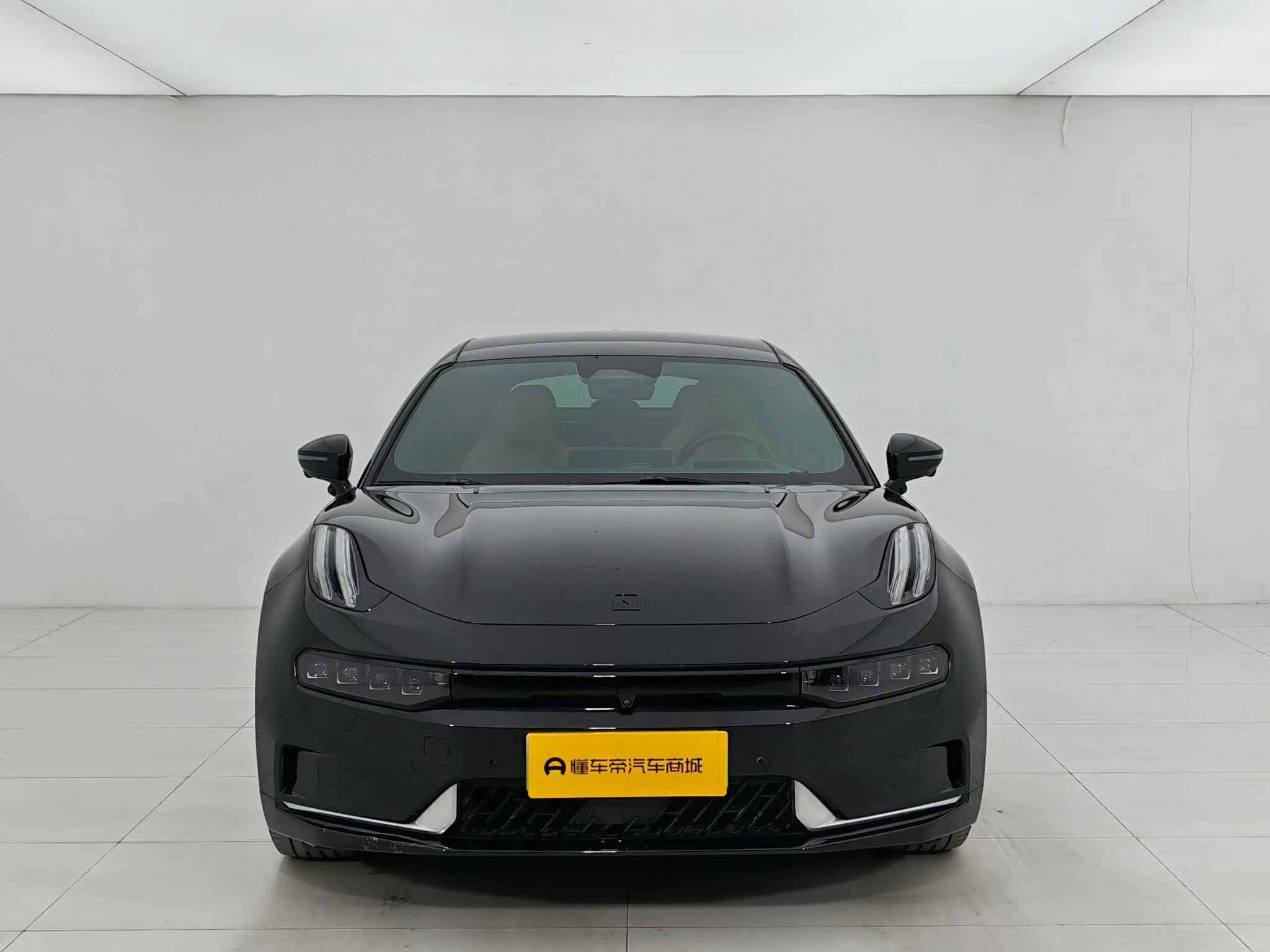 ZEEKR 001  из Китая