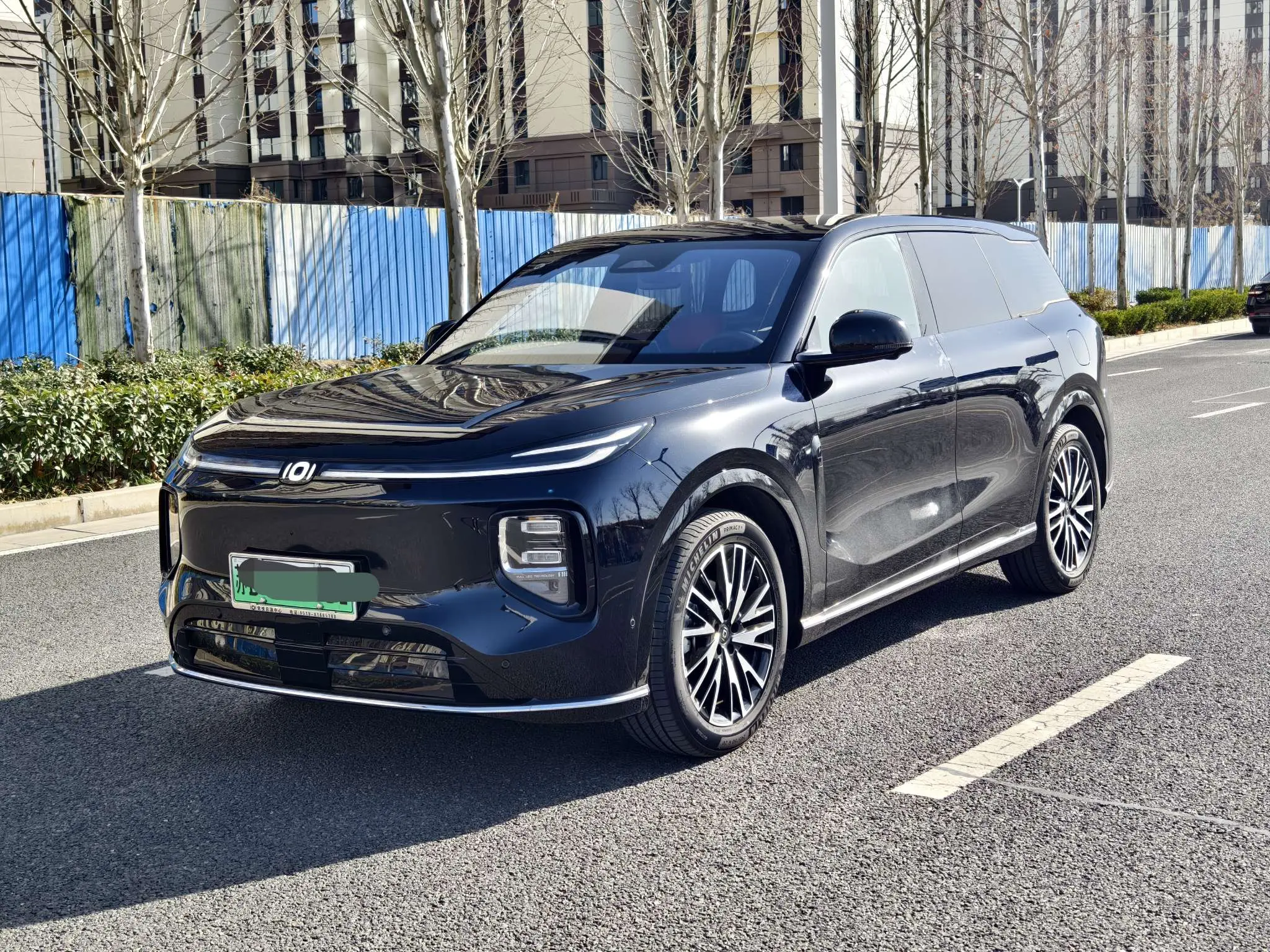 Changan Qiyuan Q07  из Китая