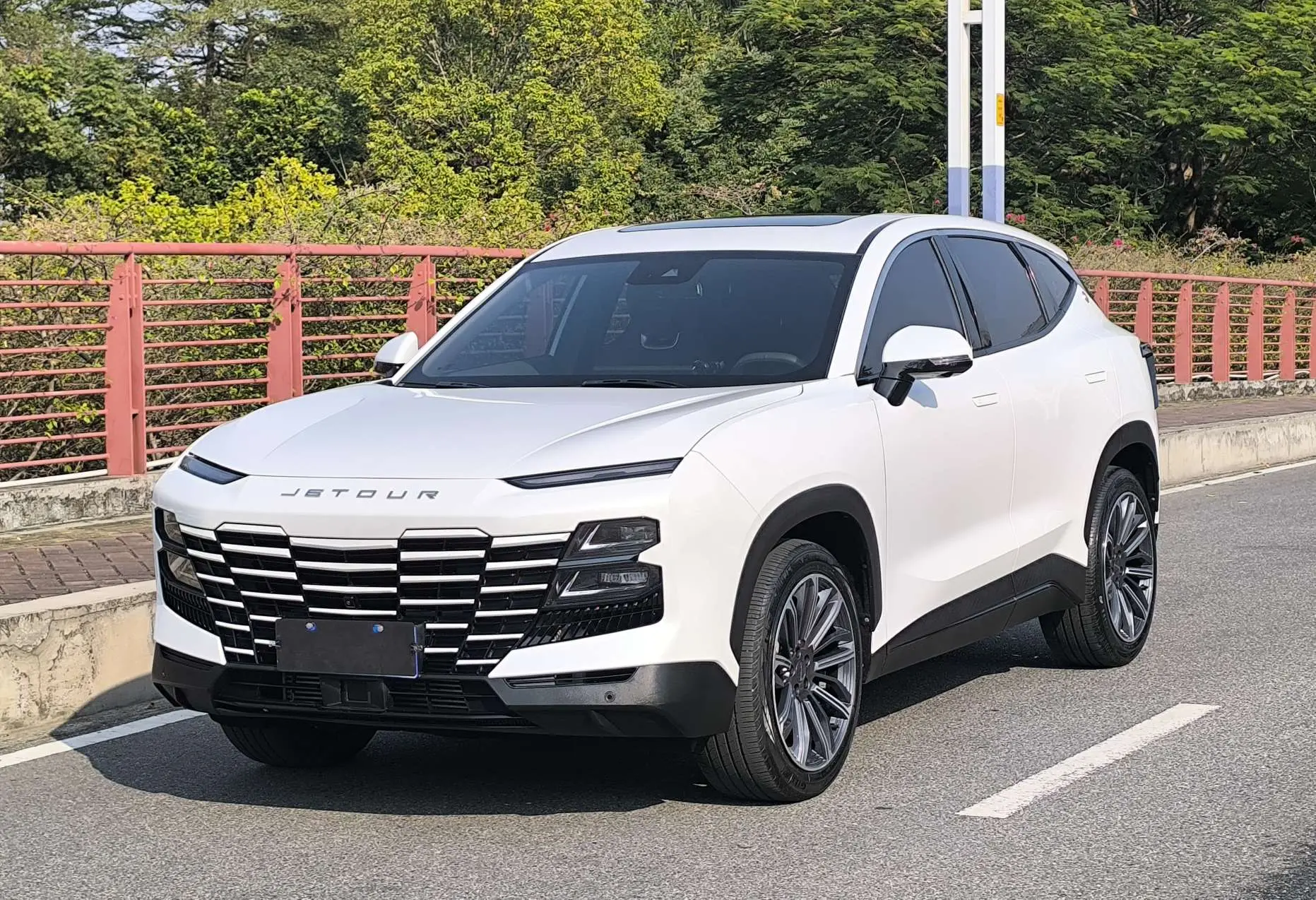 Jetour Dashing  из Китая