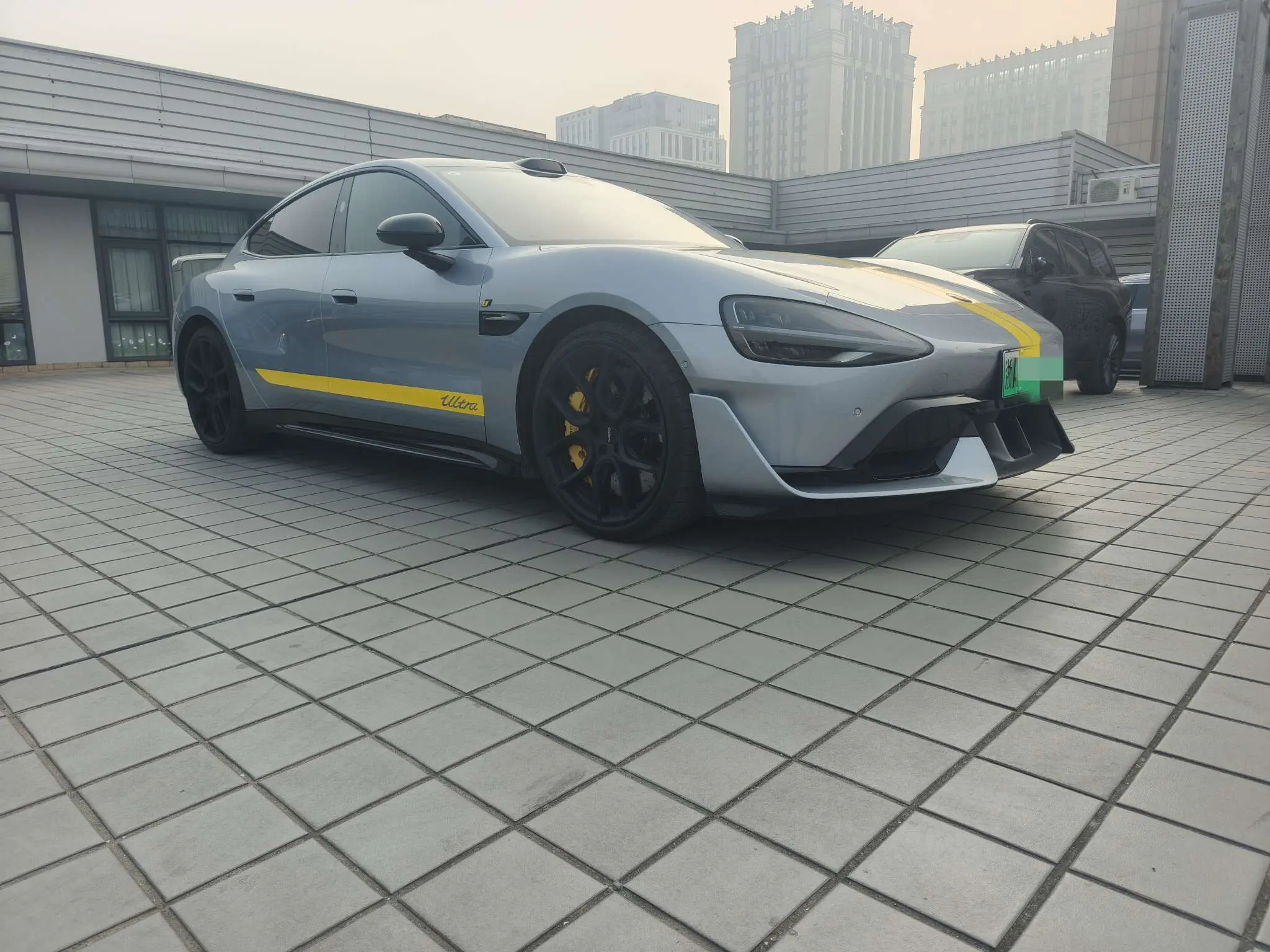 Xiaomi car Xiaomi SU7 Ultra  из Китая