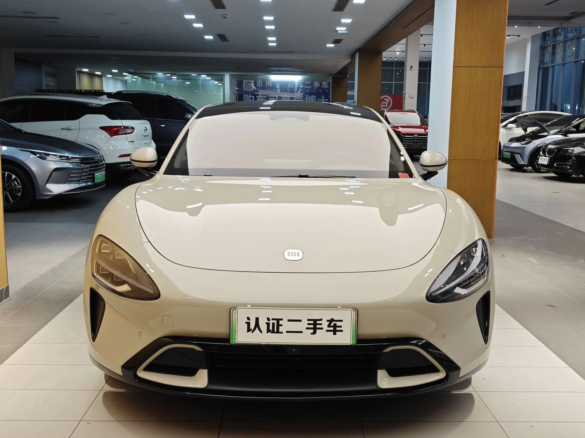 Xiaomi car Xiaomi SU7  из Китая