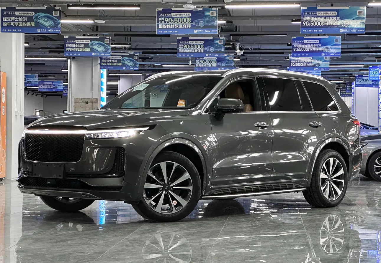 Li ONE (Ideal ONE)  из Китая