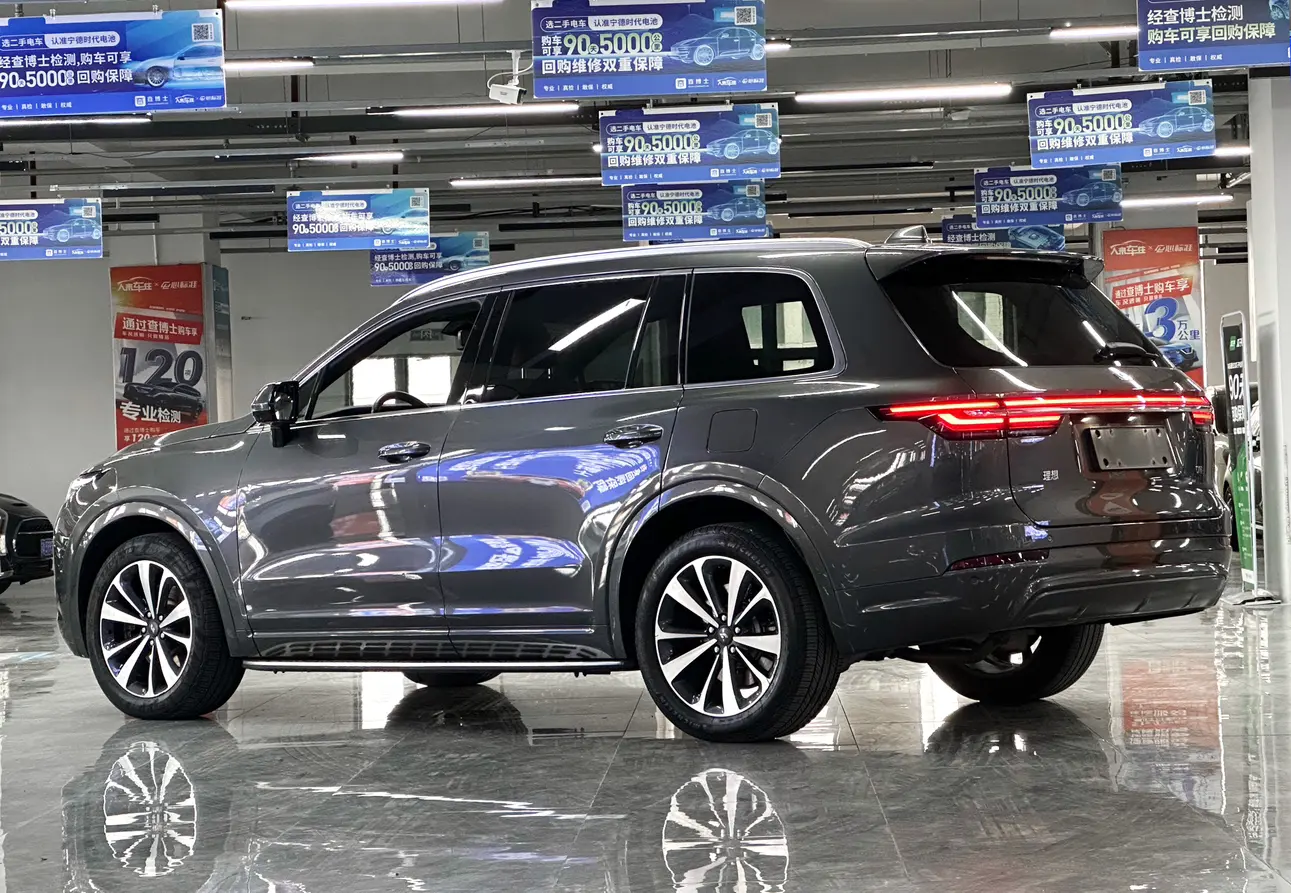 Li ONE (Ideal ONE)  из Китая