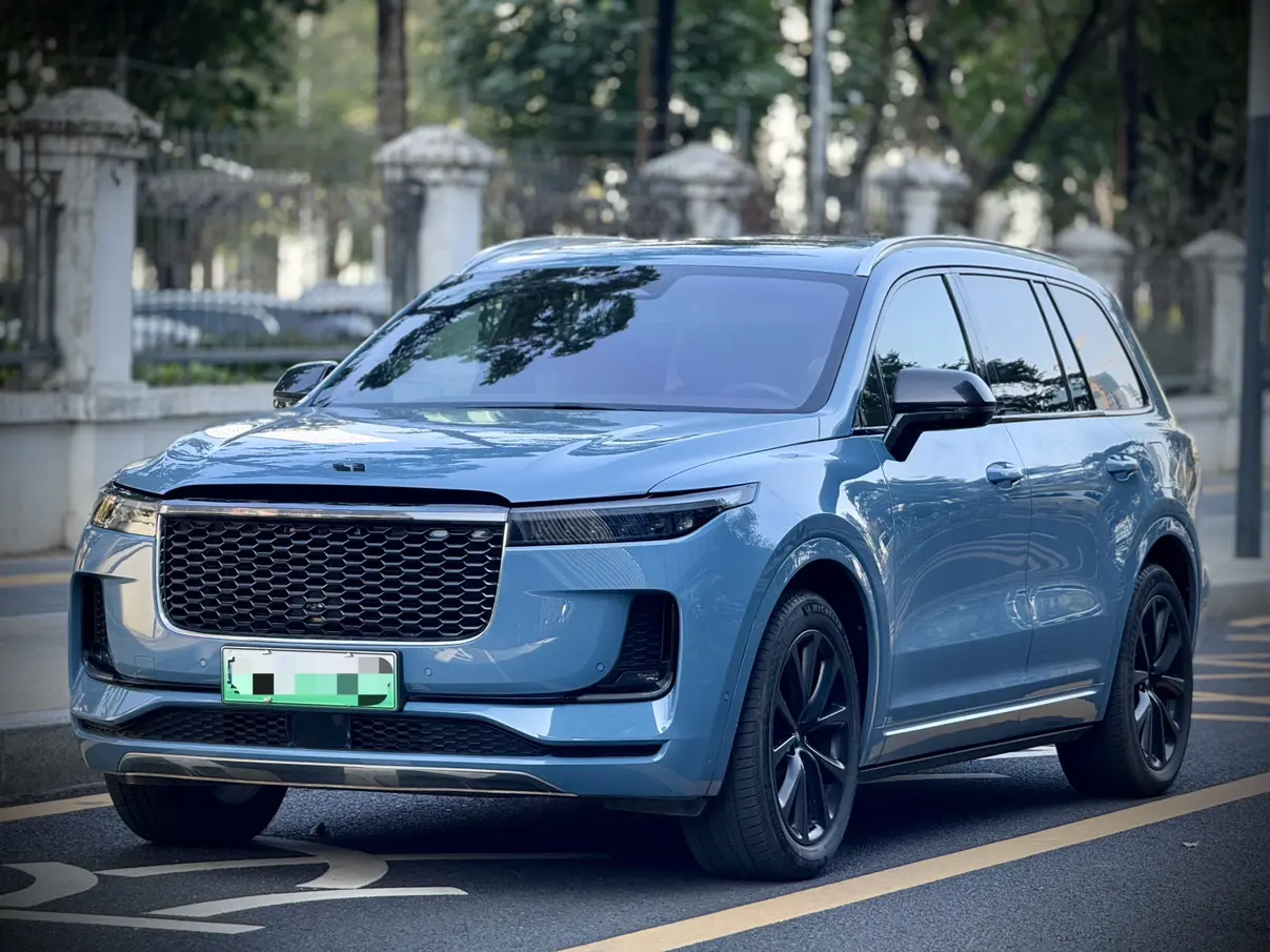 Li ONE (Ideal ONE)  из Китая