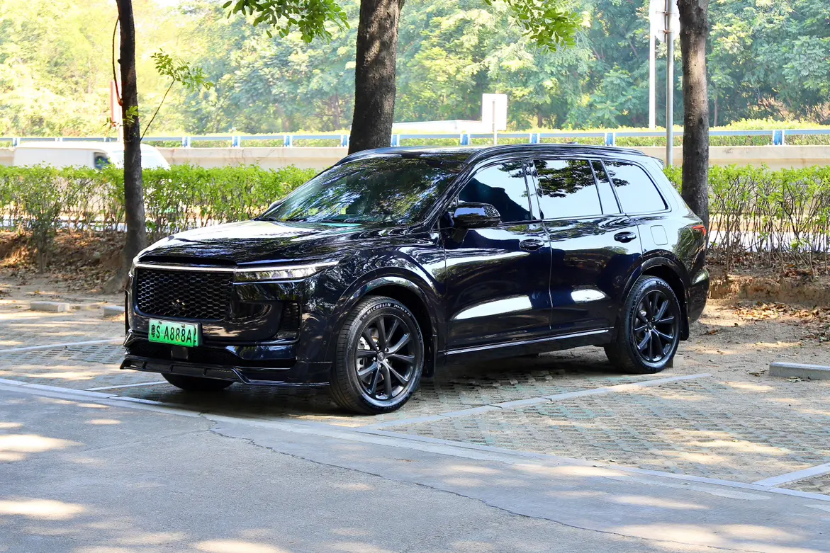 Li ONE (Ideal ONE)  из Китая