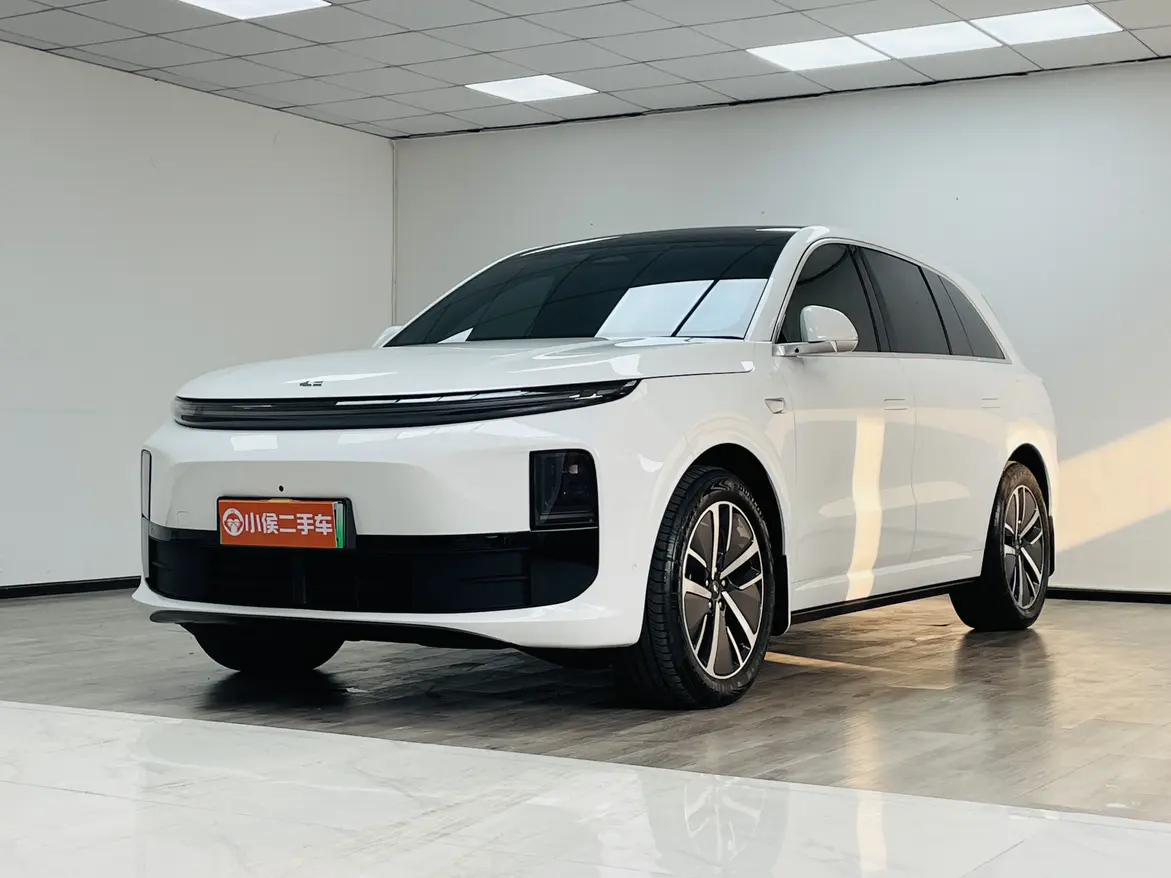 Li L6 (Ideal L6)  из Китая