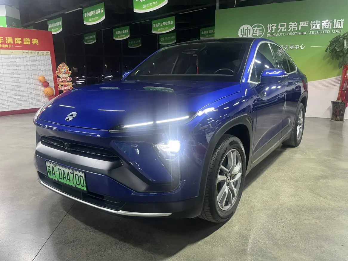 NIO EC6  из Китая