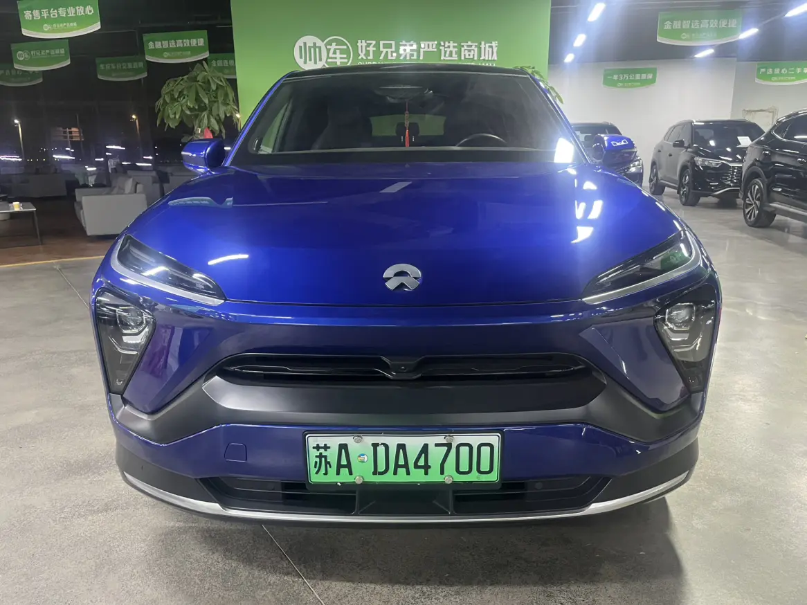 NIO EC6  из Китая