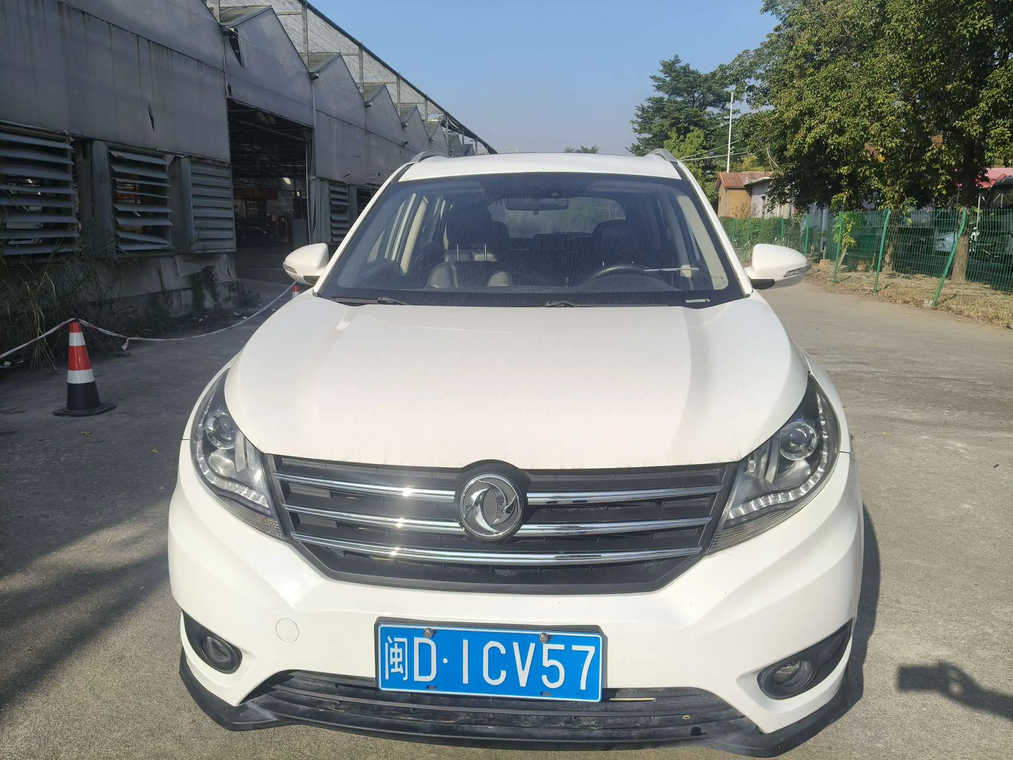 Dongfeng Fengon 580  из Китая