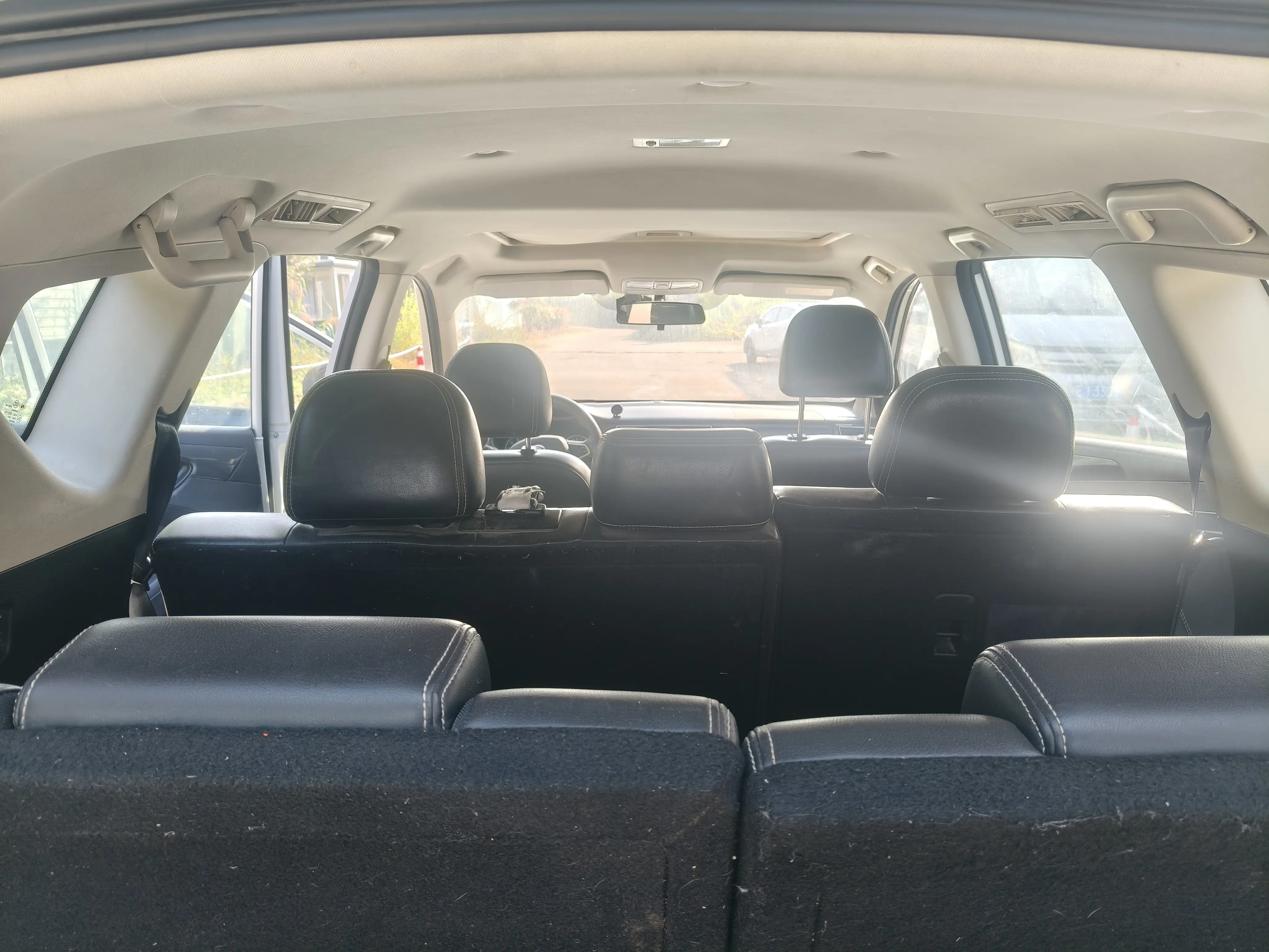 Dongfeng Fengon 580  из Китая