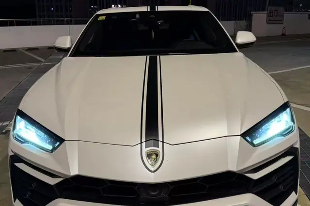 Lamborghini Urus  из Китая