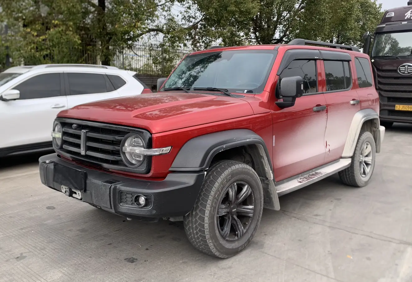 Tank 300  из Китая