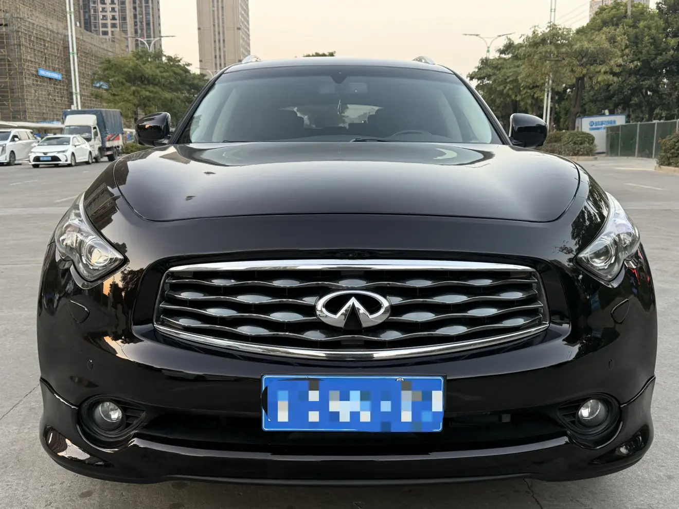 Infiniti FX  из Китая