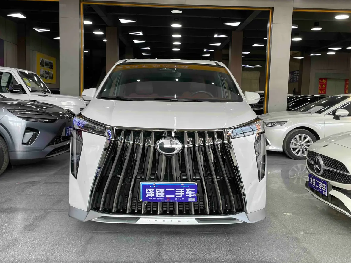 GAC Trumpchi M8  из Китая