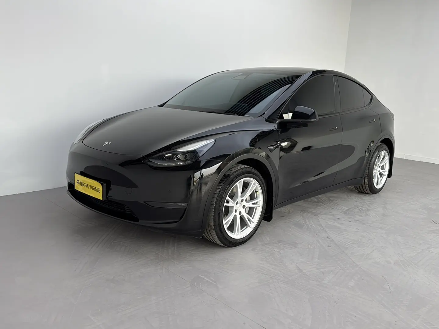 Tesla Model Y  из Китая