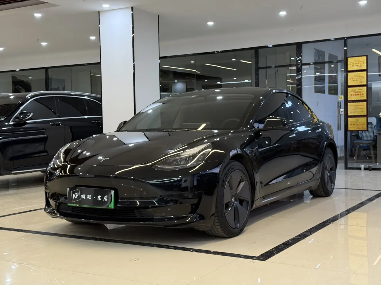 Tesla Model 3  из Китая