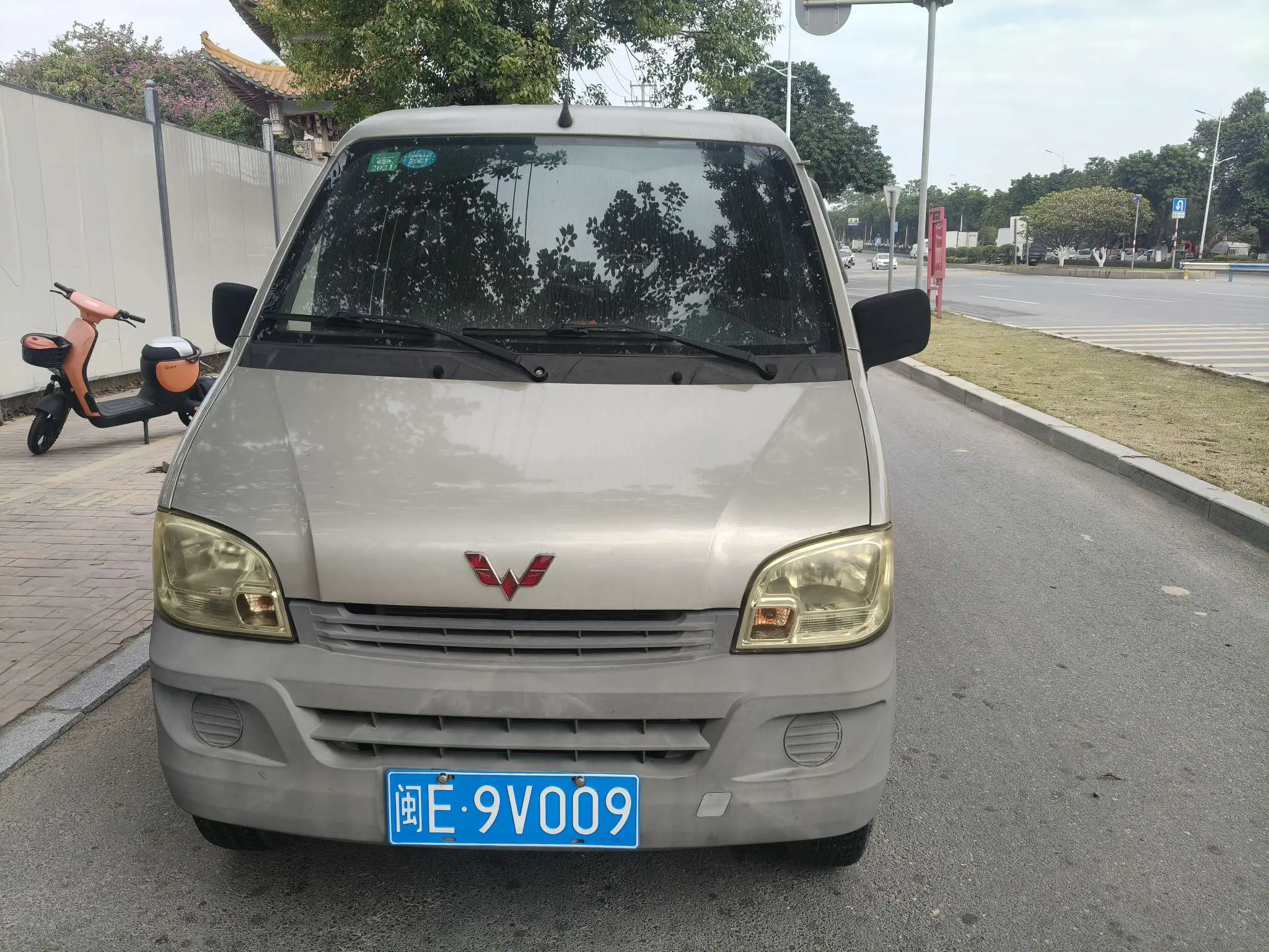 Wuling light  из Китая