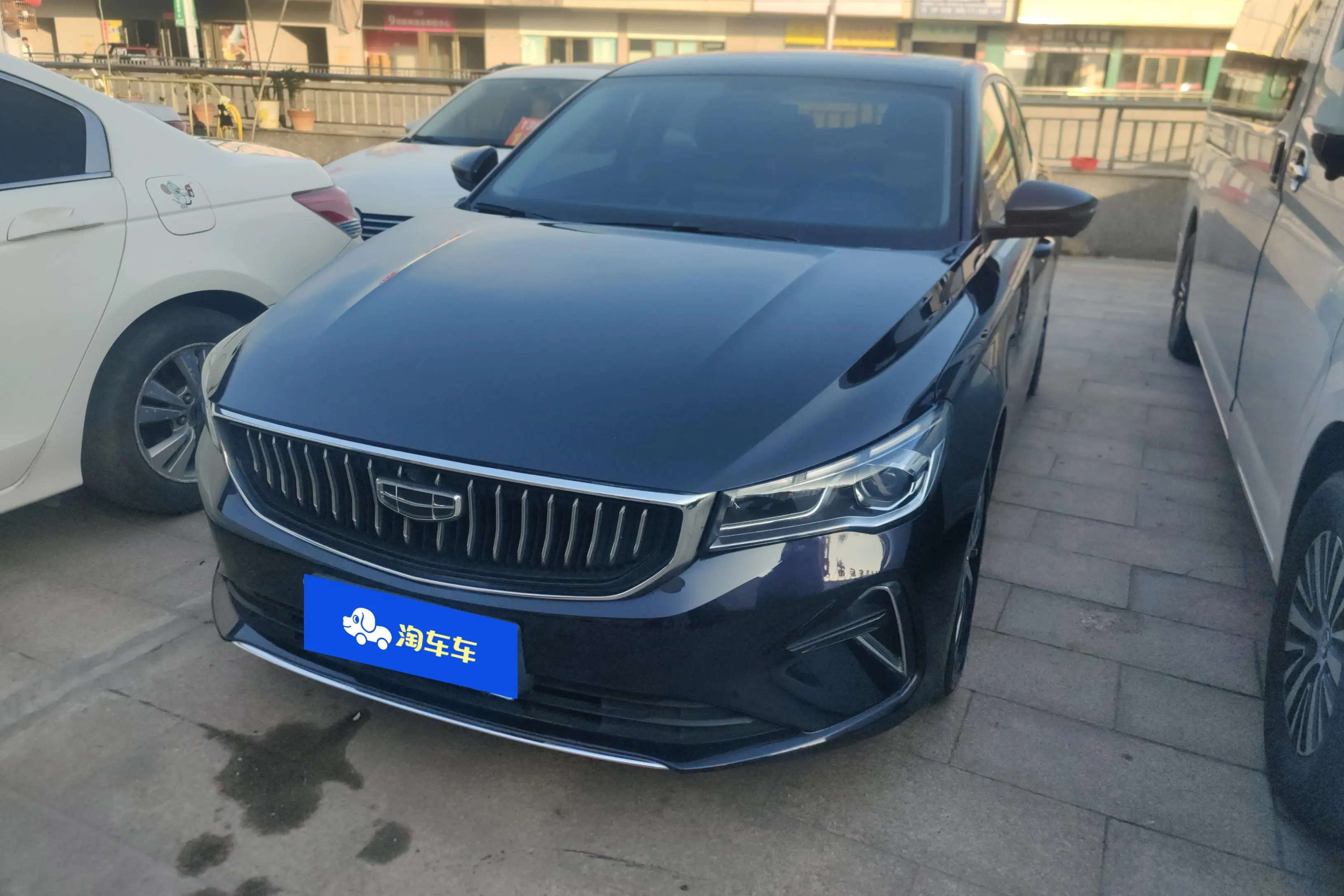 Geely Emgrand  из Китая