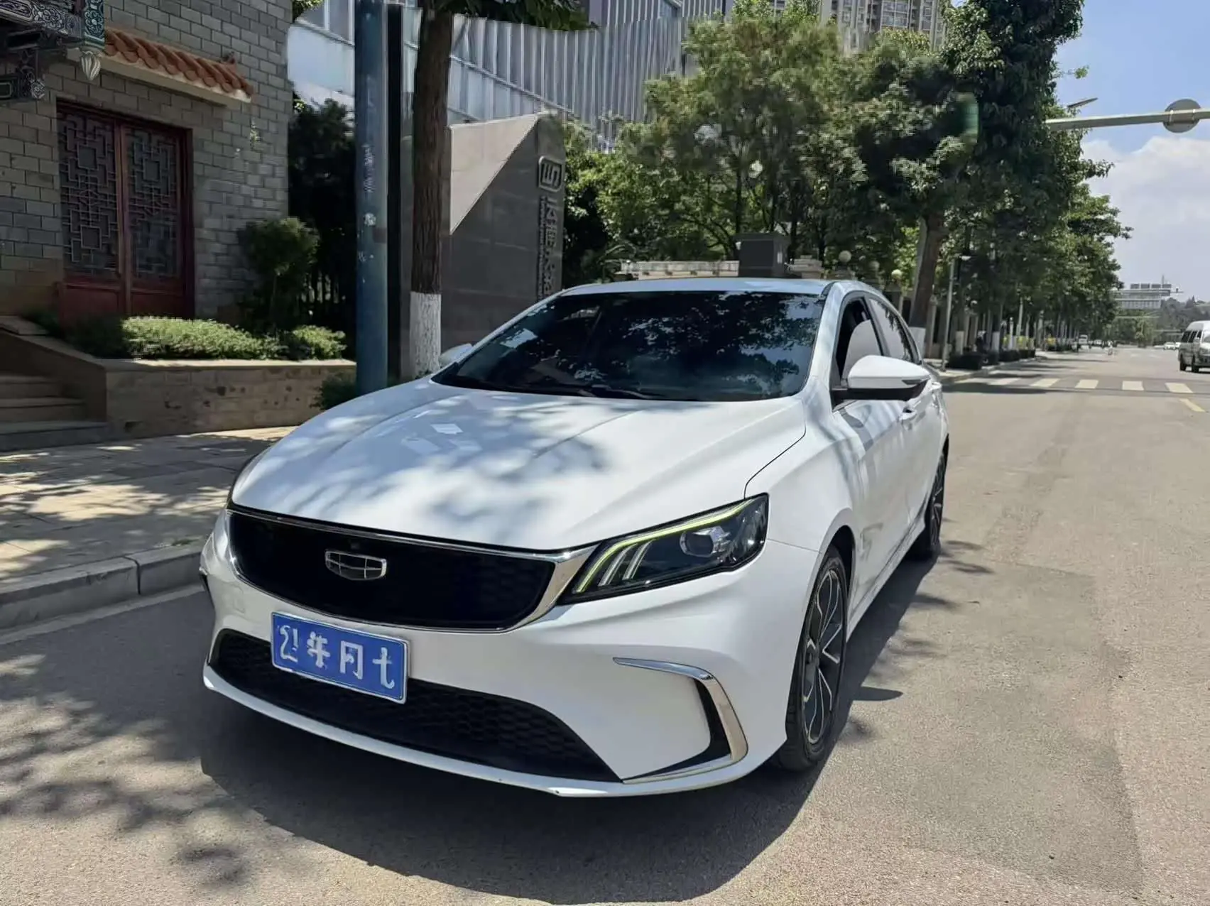 Geely Binrui  из Китая