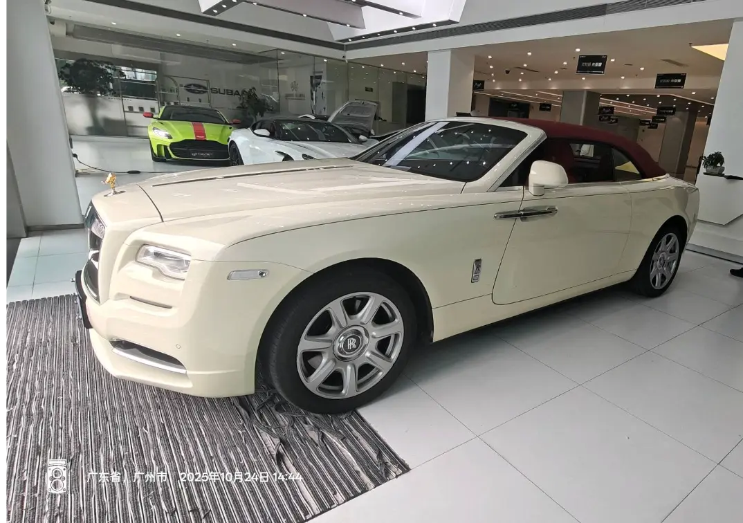 Rolls Royce Yao Ying  из Китая