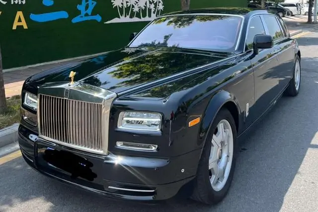 Rolls Royce Phantom  из Китая