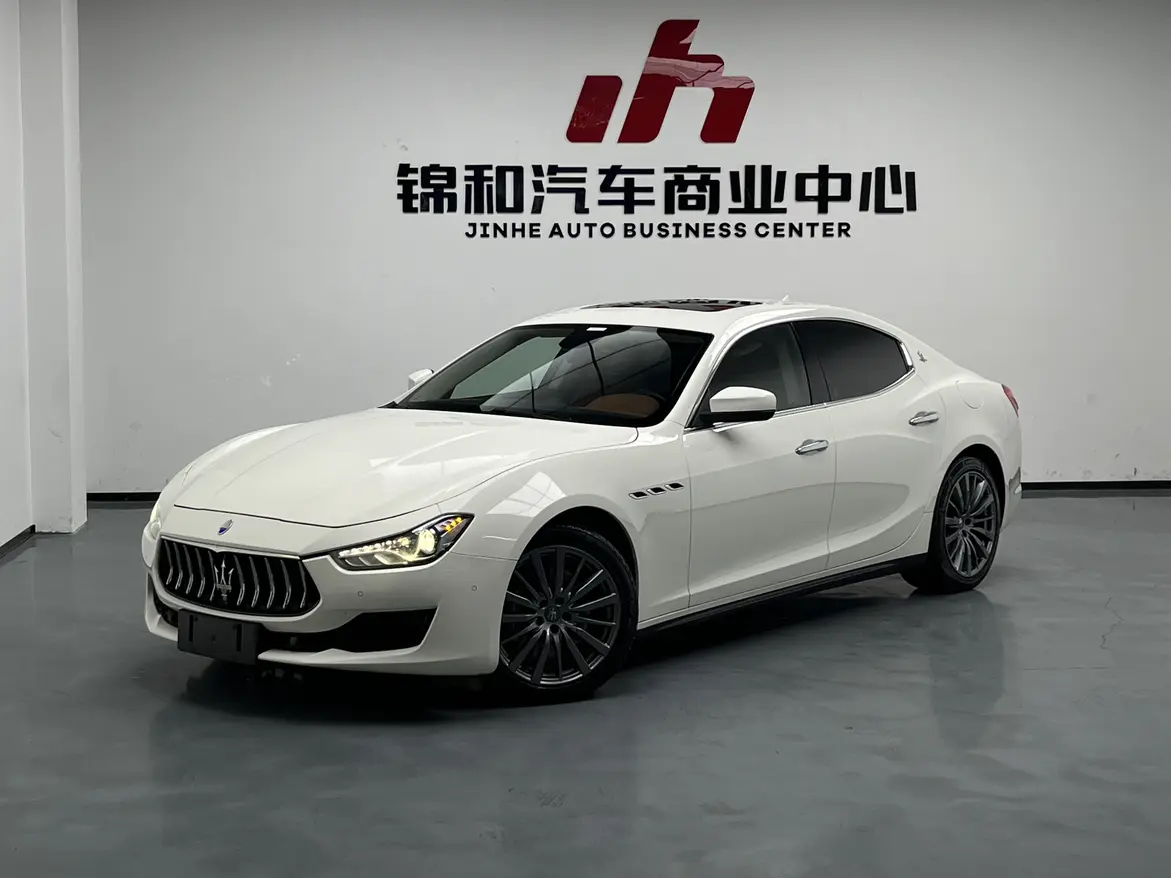 Maserati Ghibli  из Китая