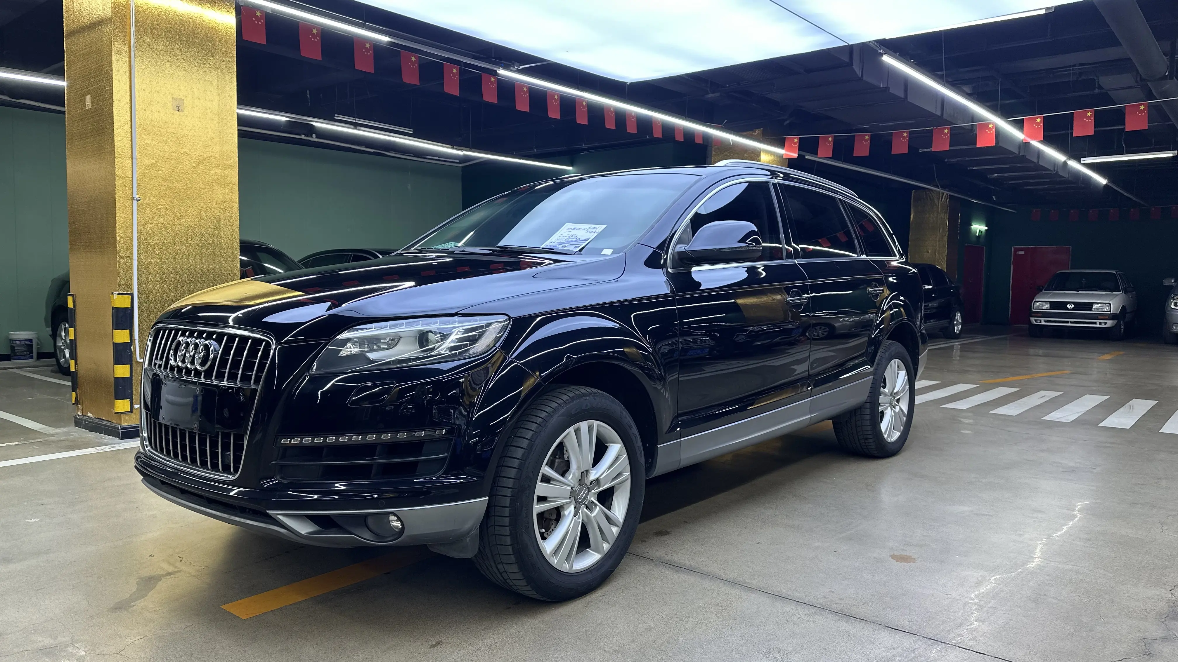 Audi Q7  из Китая