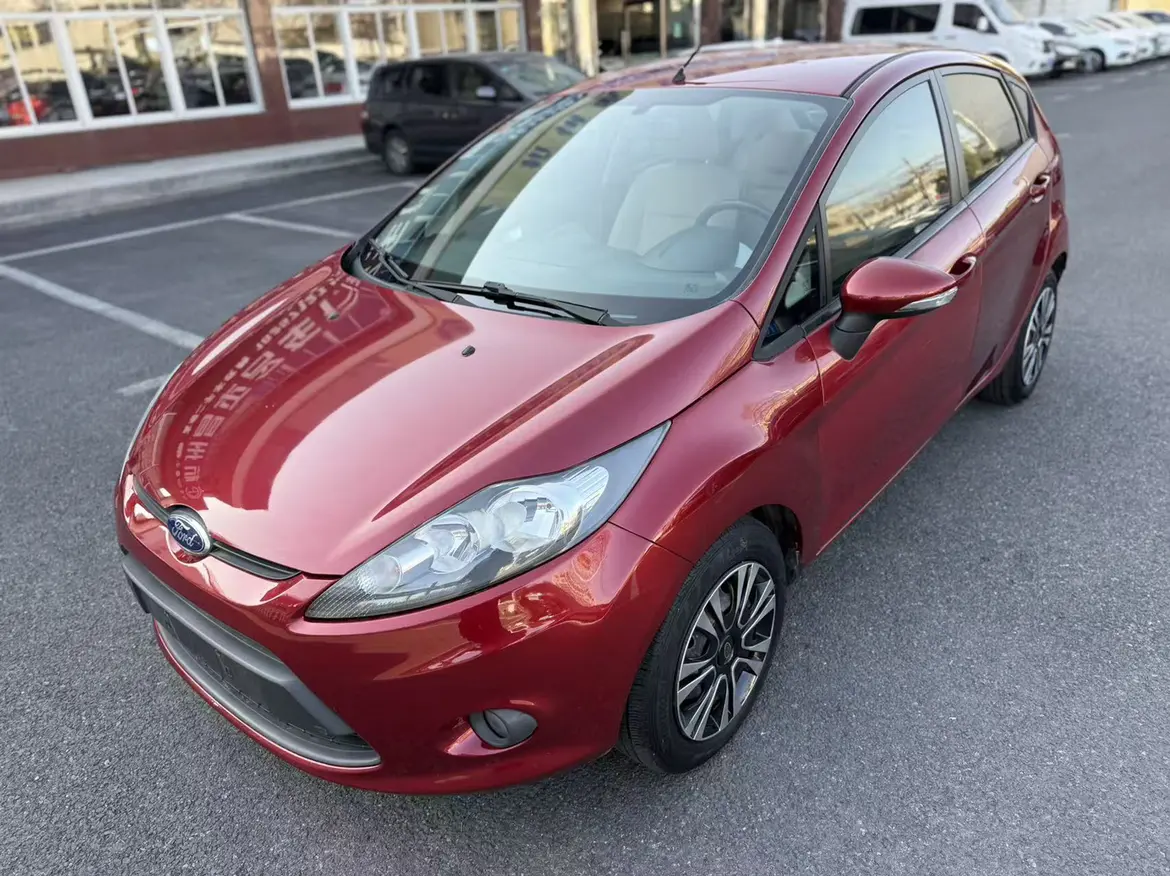 Ford Carnival  из Китая