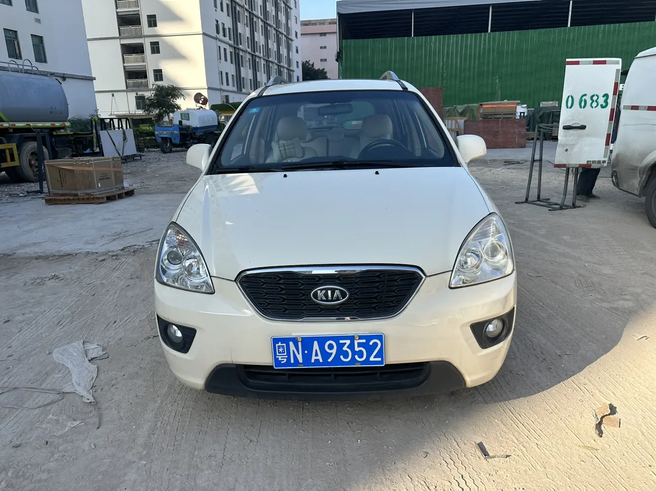 Kia Jiale  из Китая
