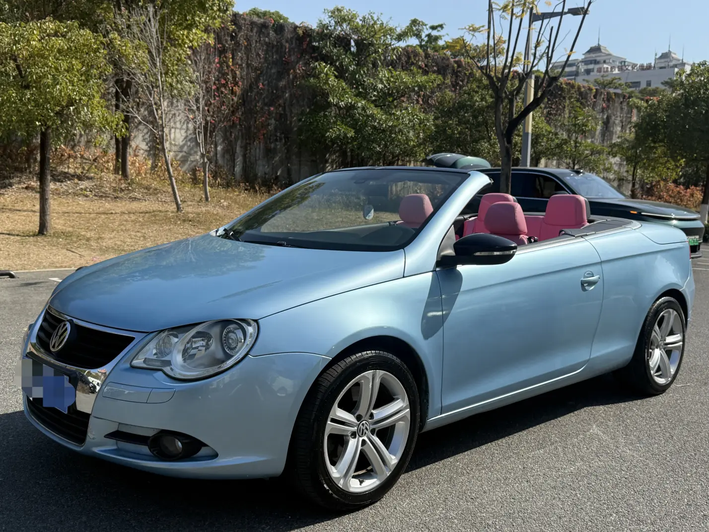 Volkswagen Eos  из Китая