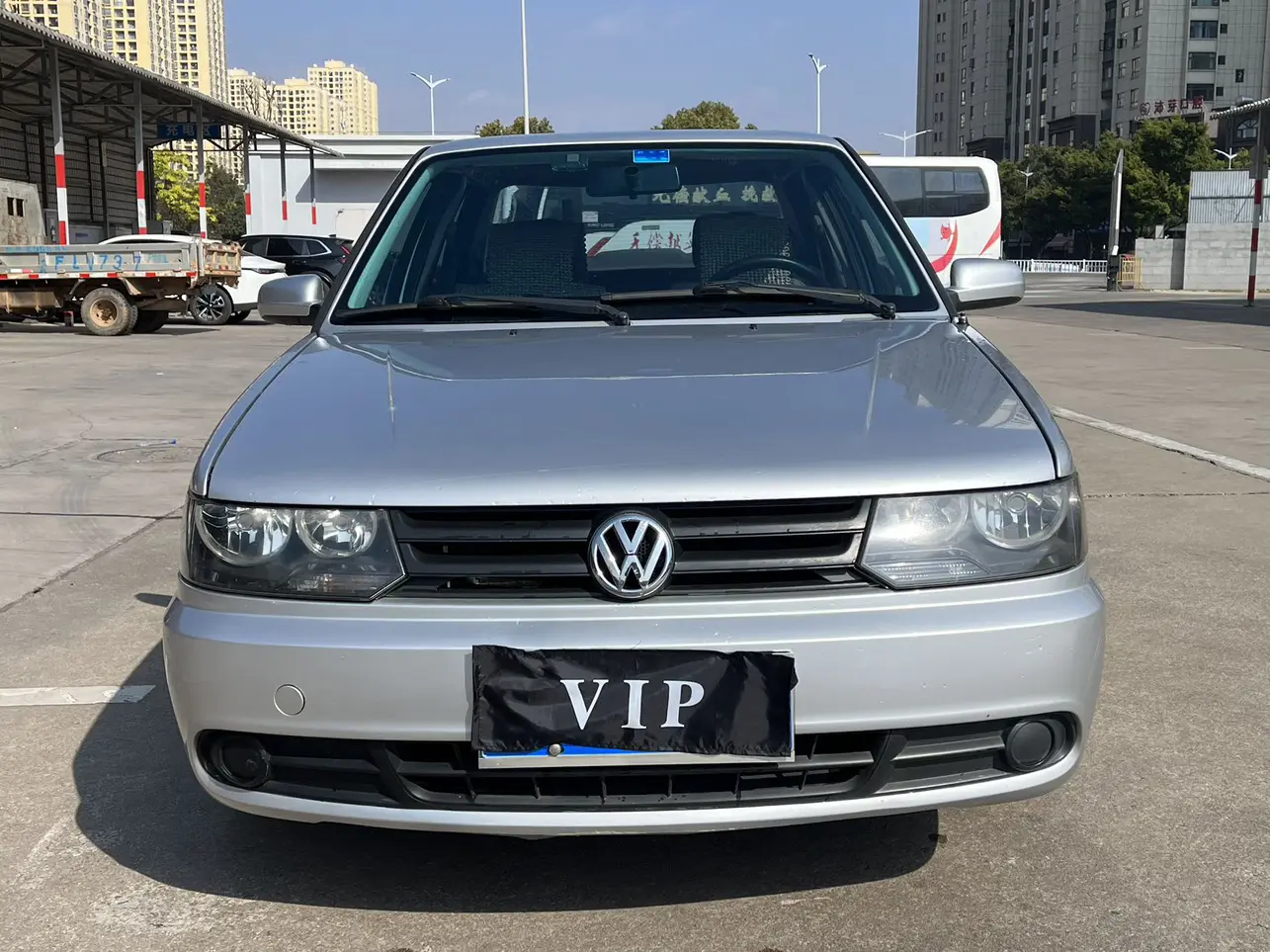 Volkswagen Jetta  из Китая