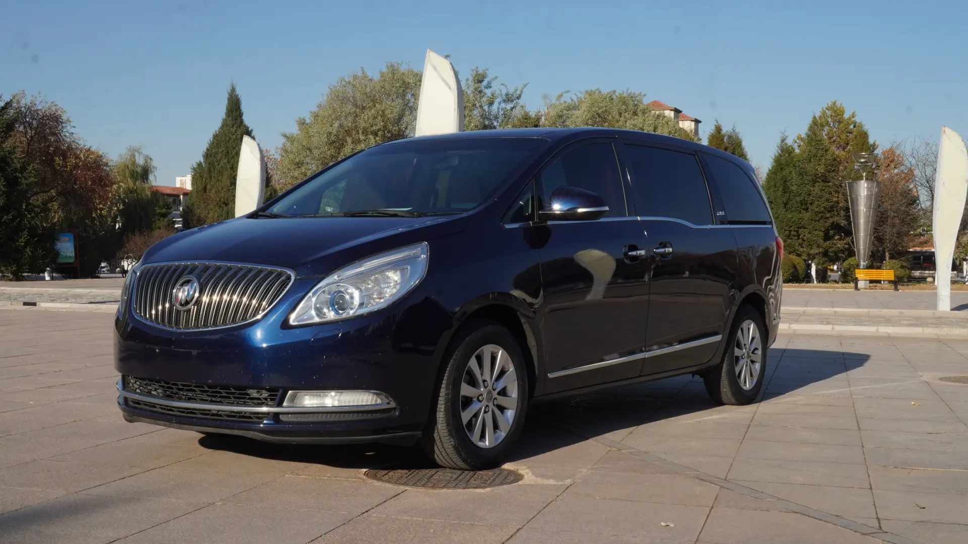 Buick GL8  из Китая