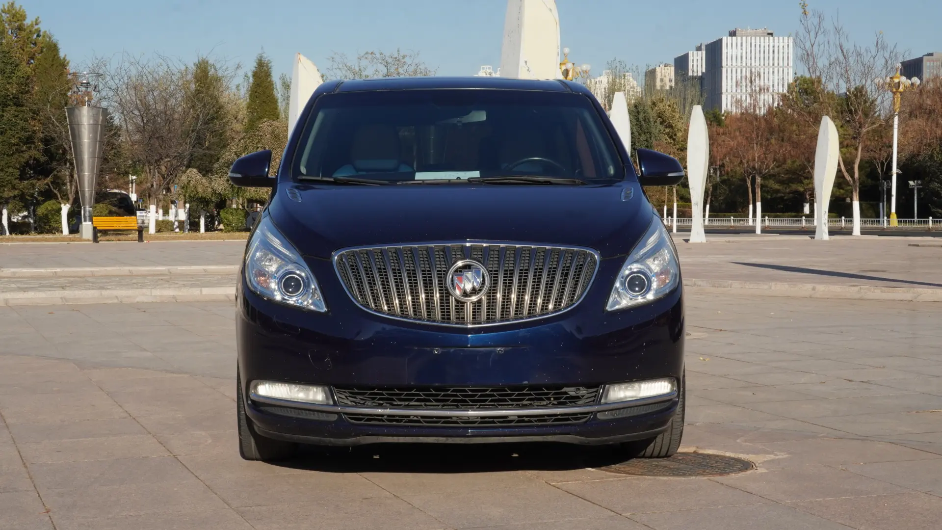 Buick GL8  из Китая